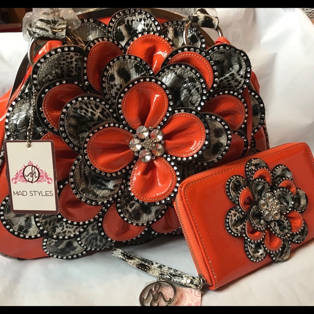 Mad Styles Purse Set Orange Leopard Large Flower